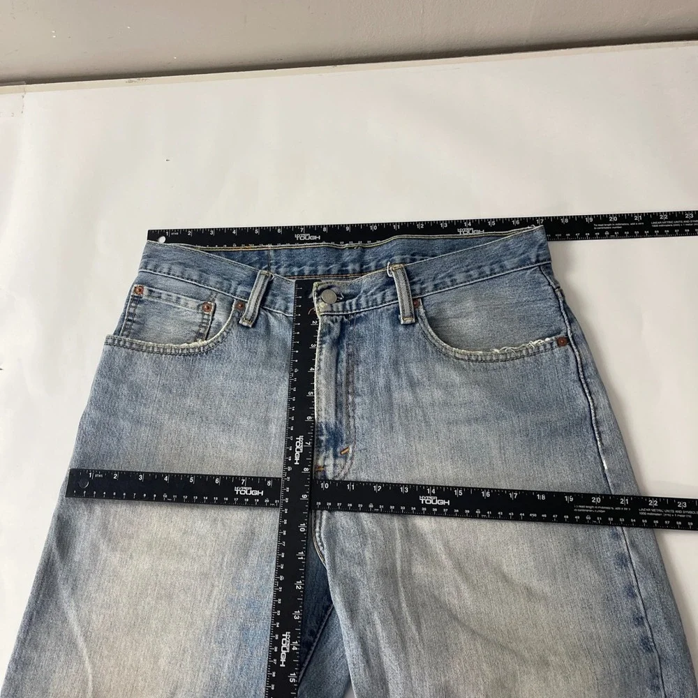 Levis sizing title